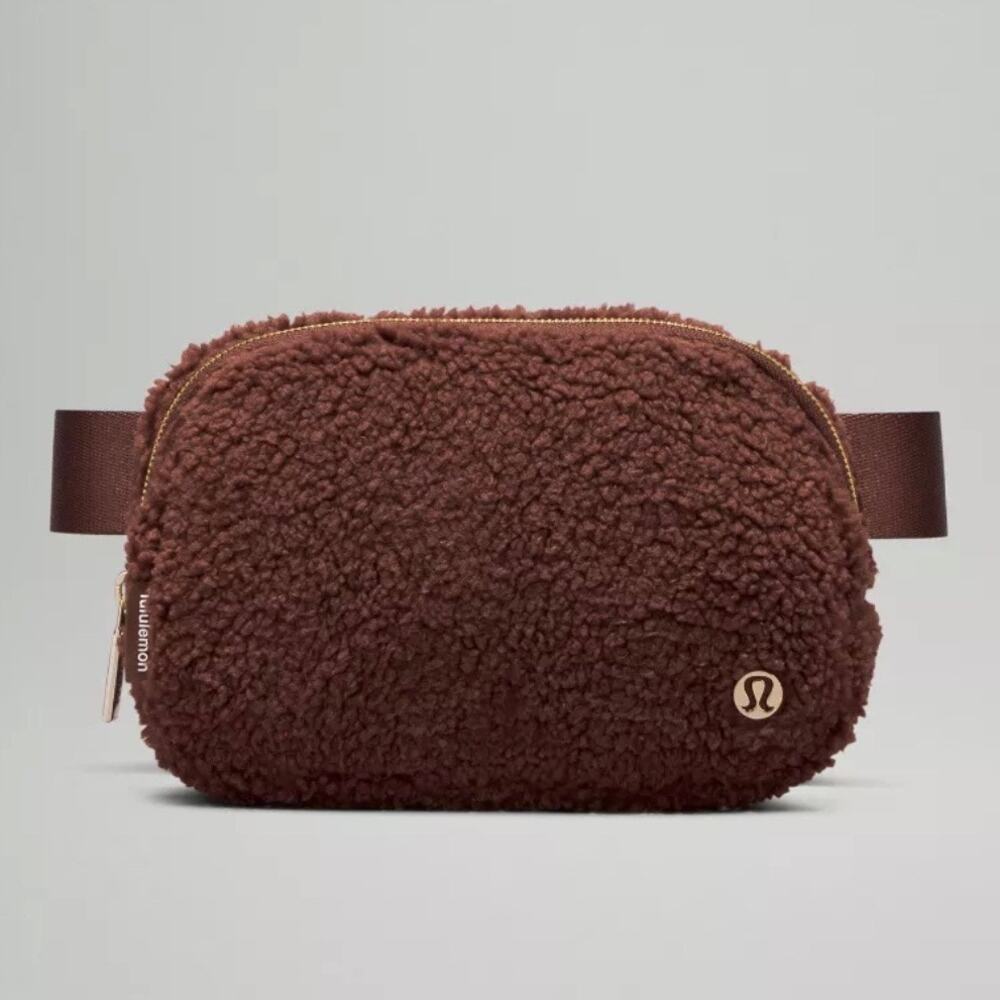 LULULEMON ATHLETICA | Brown Teddy Fleece Gold Hardware Belt Bag Crossbody | 1L